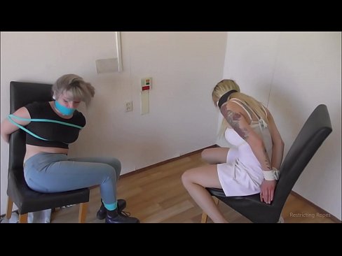 ❤️ Addictus / ligatus et clausus / puella in tribulatione at la.pornobot.ru